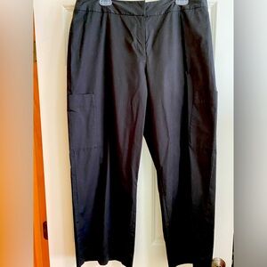 Eileen Fisher wide leg crop pants. Black. Size Large.